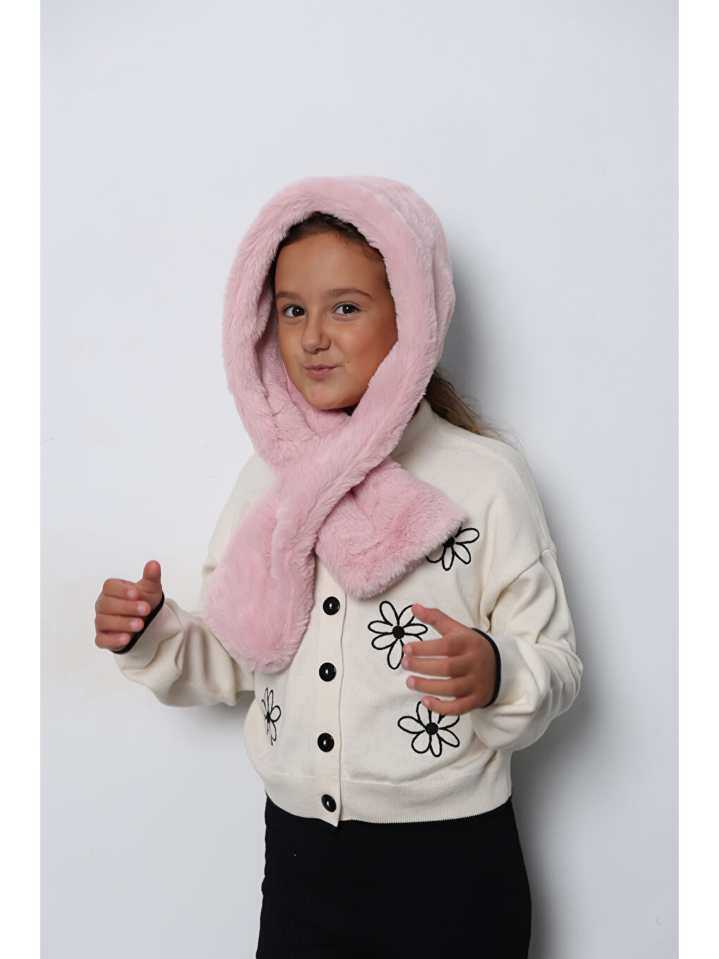 Luminos Butik Kız Çocuk Pembe Pelüş Kaşkol Boyunluk Atkı Byn001