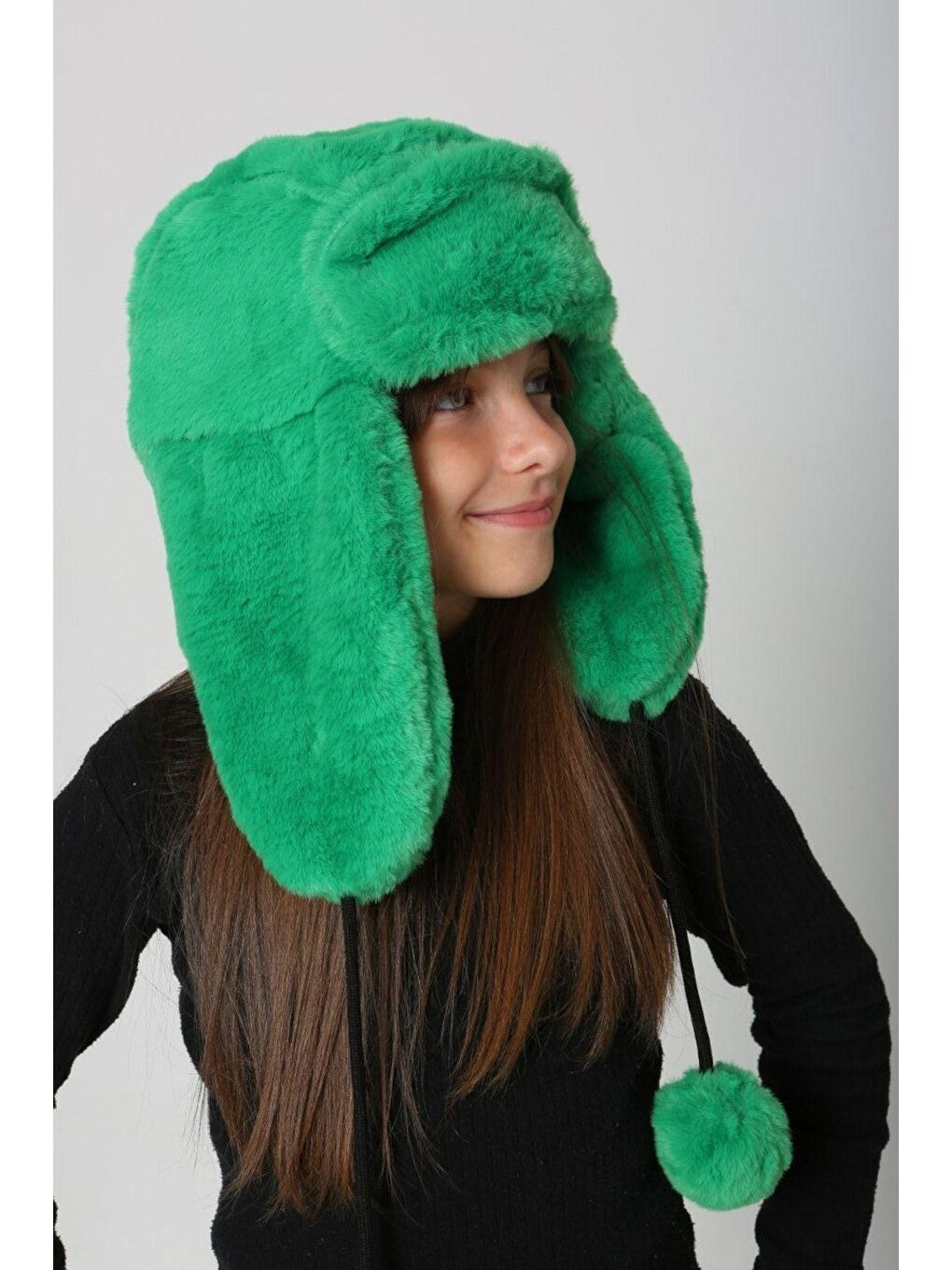 Kız Çocuk Yeşil Kürklü Kulaklıklı Pelüş Bere Şapka BERE1115-5