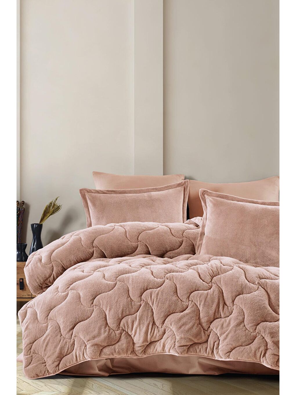 Pembe Welsoft Yorgan Çift Kişilik Karva Gülkurusu