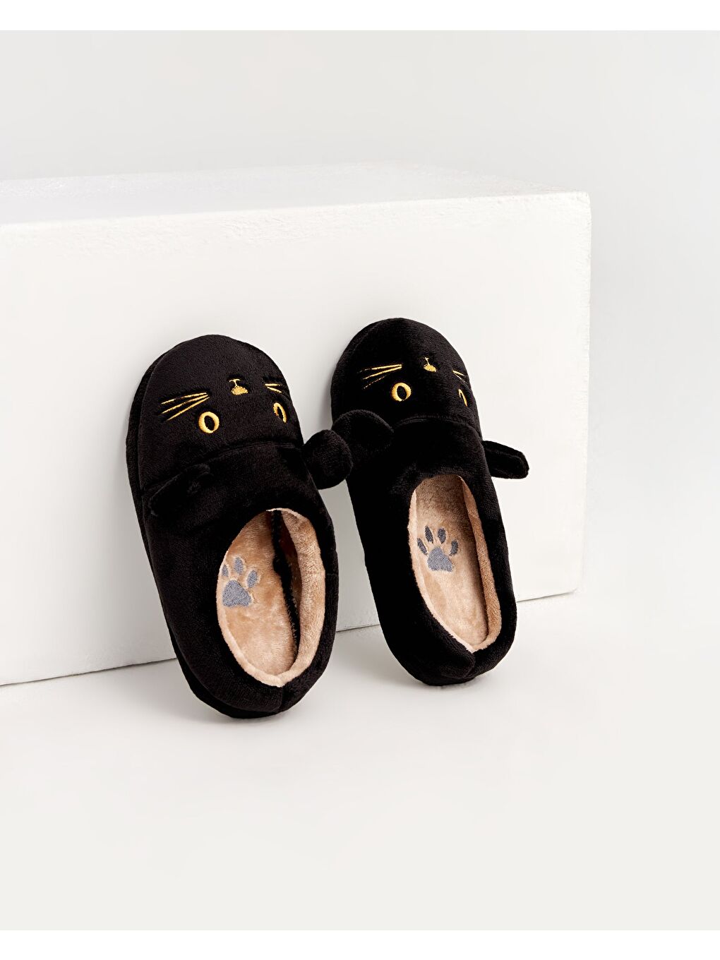 Siyah SİSİ - Kedi Figürlü Kadın Ev Terliği-2