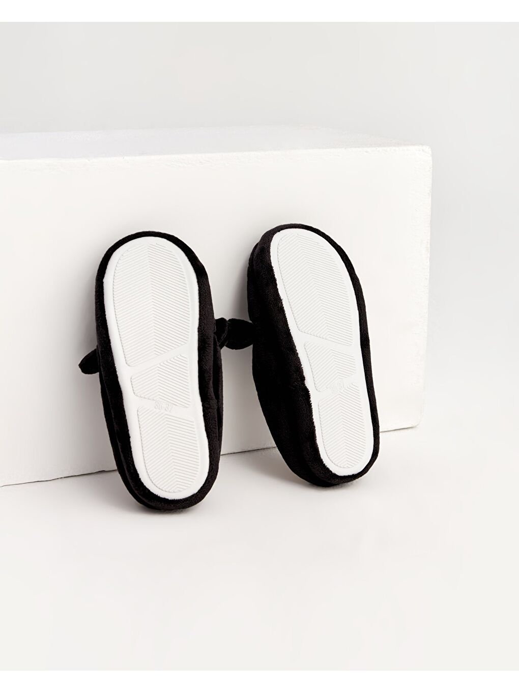 Siyah SİSİ - Kedi Figürlü Kadın Ev Terliği-3