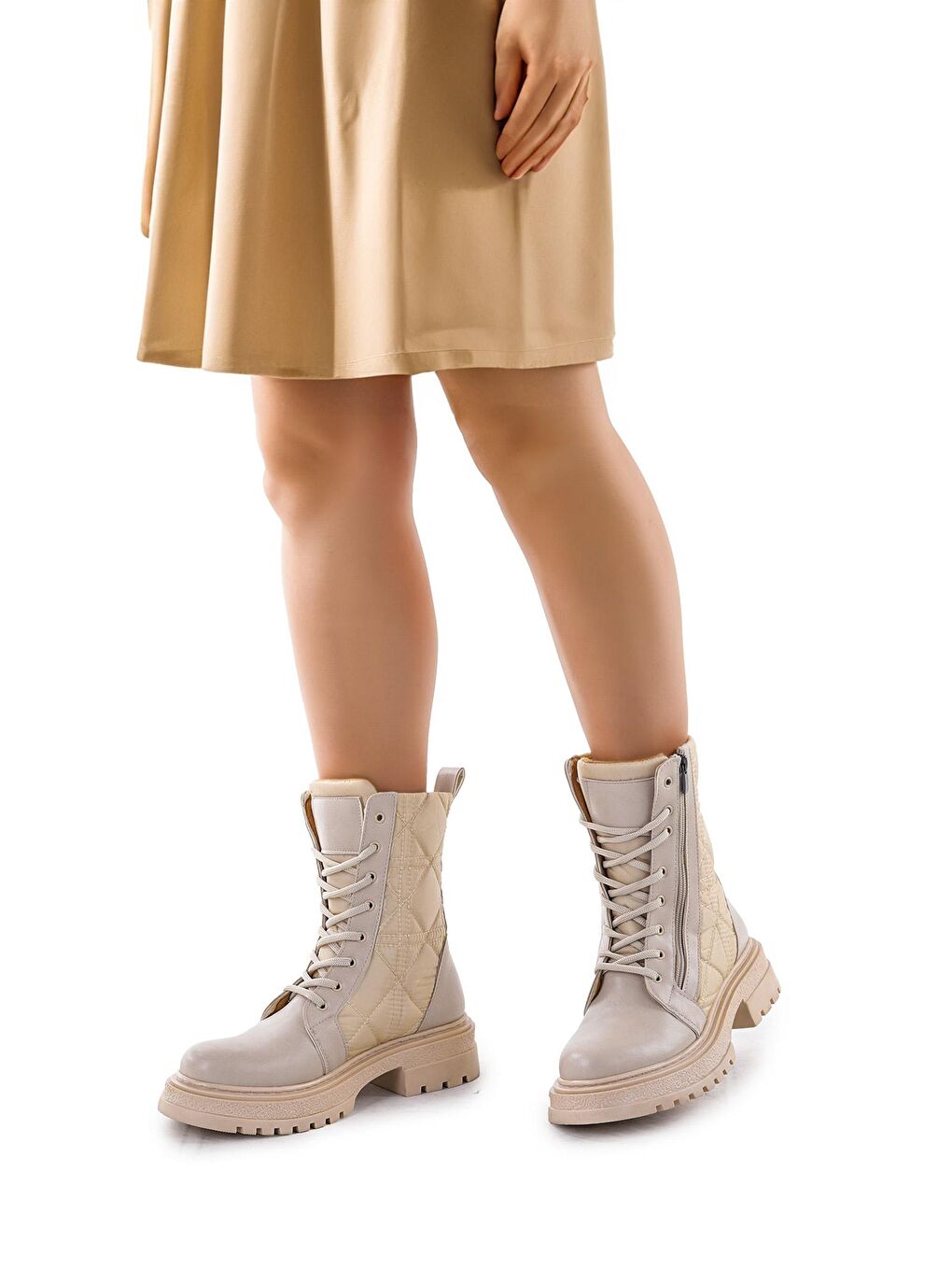 Bej Fermuarlı Termo Taban Kadın Günlük Bot Ayakkabı Cilt Fls 83-7009-1