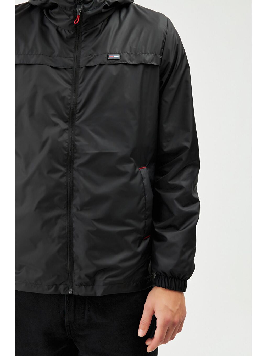 Siyah Erkek Beyaz Suya Dayanıklı Kapüşonlu İçi Astarlı Cepli Yağmurluk - Rüzgarlık Ceket Y-25-4