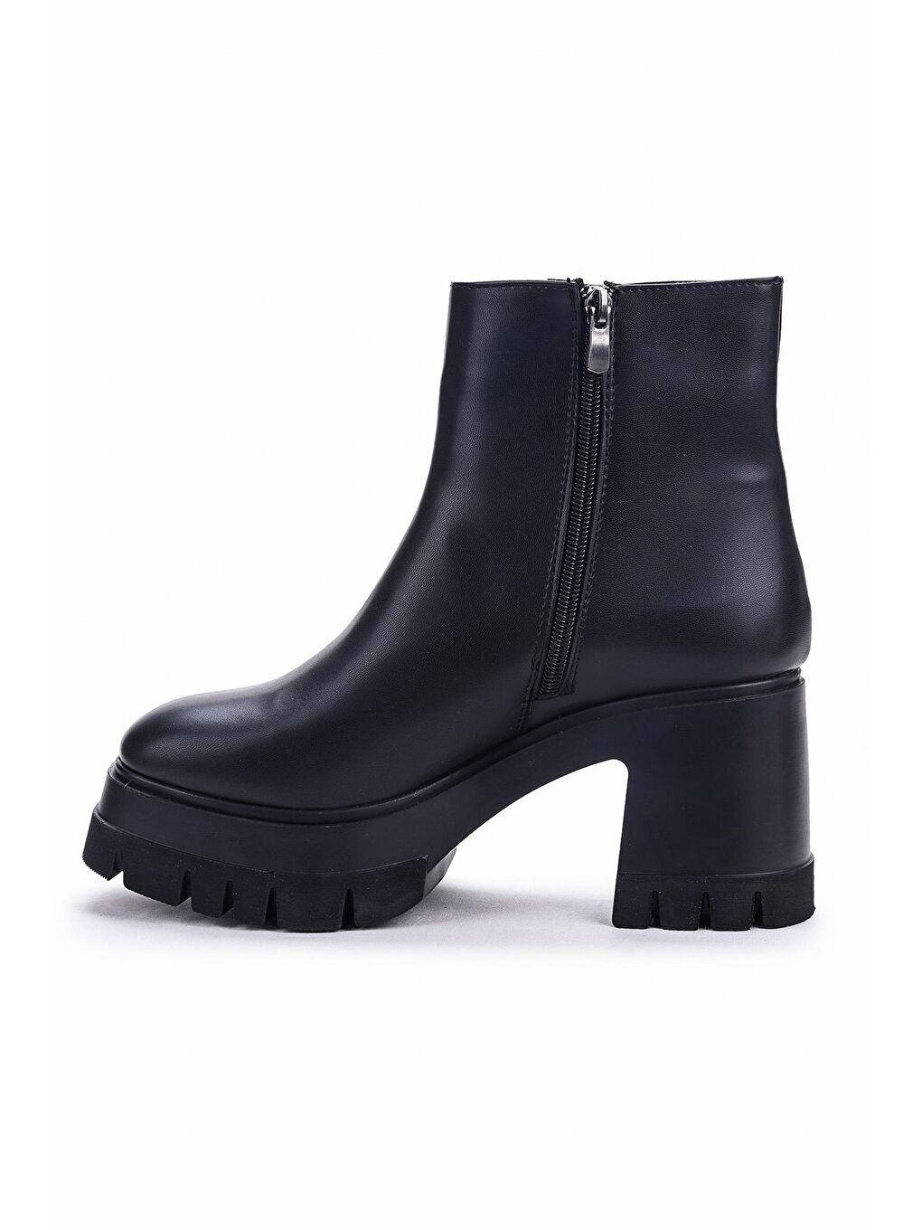 Siyah Cilt Fermuarlı Kadın 8 Cm Topuklu Bot Ayakkabı Fls 52-505-4
