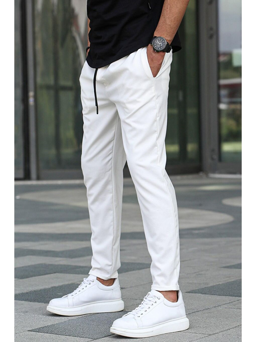 Beyaz Jogger Pantolon 4242-1