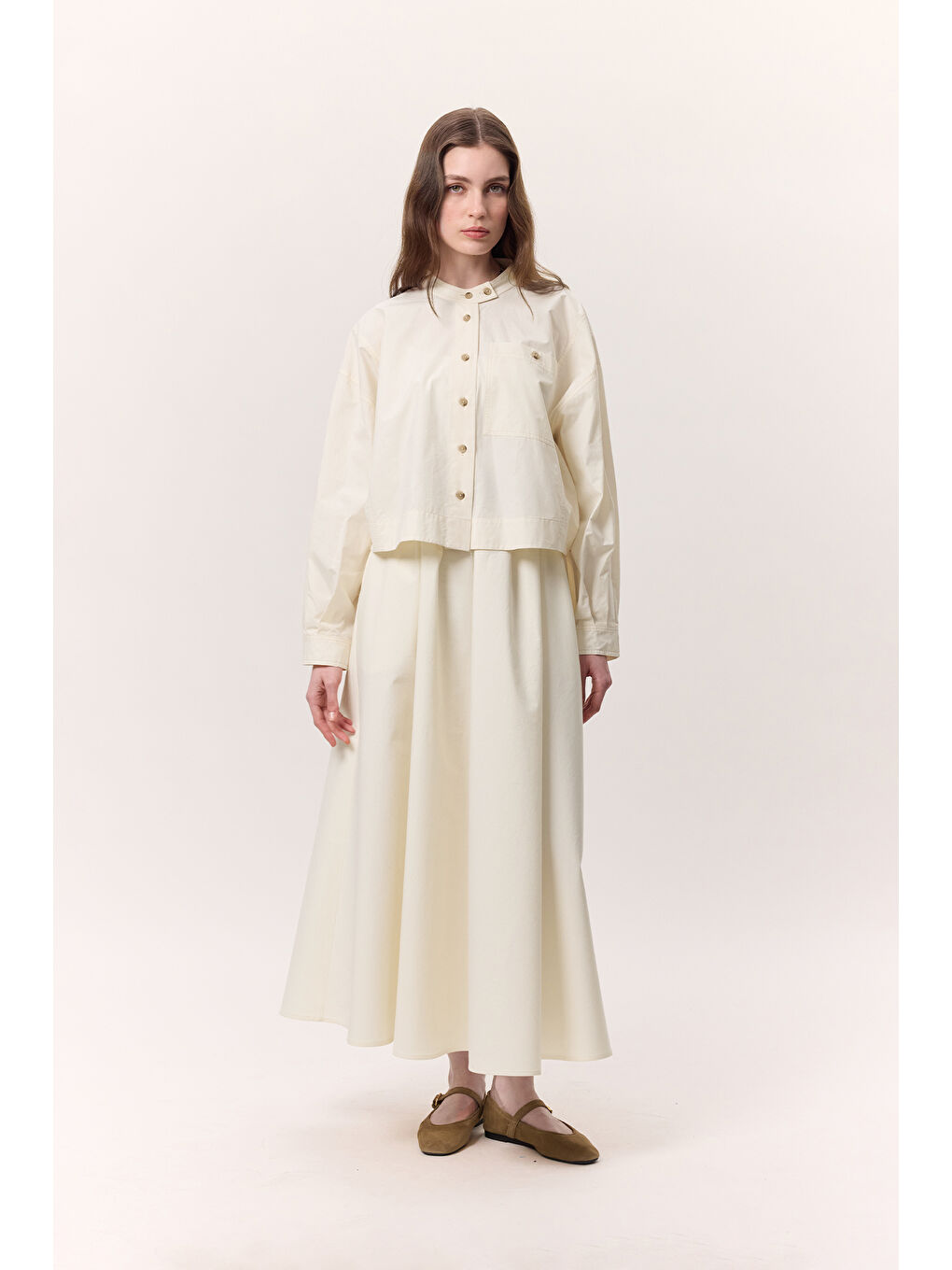 Ekru Geniş Cep Detaylı Kısa Gömlek Tereyağı-4