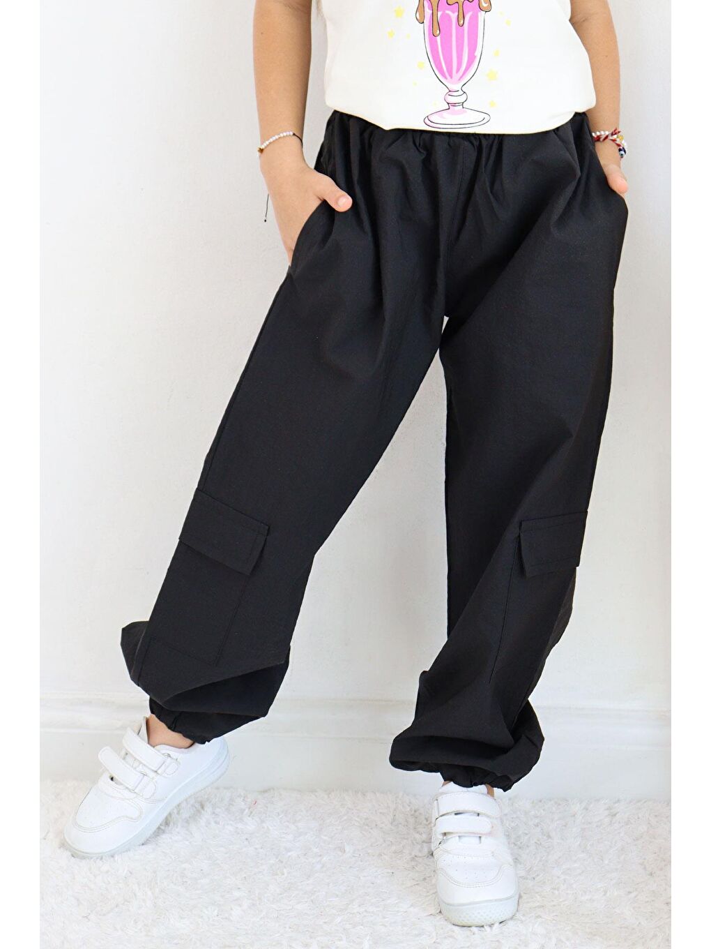 Kız Çocuk Paraşüt Jogger Paça Pantolon Kargo Cep Siyah (7-12 Yaş)