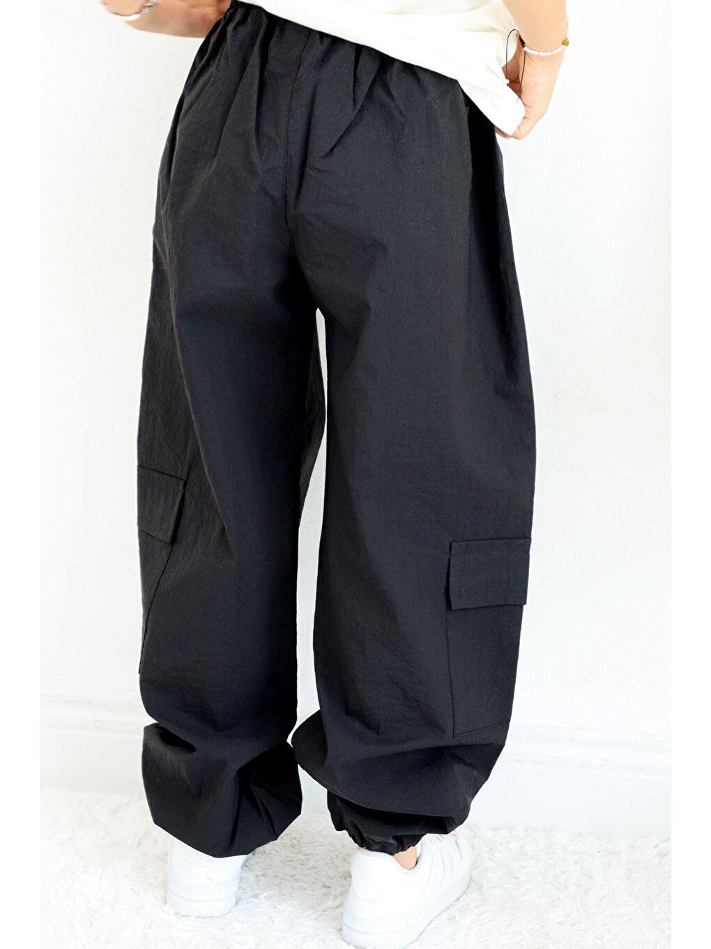 Kız Çocuk Paraşüt Jogger Paça Pantolon Kargo Cep Siyah (7-12 Yaş)-3