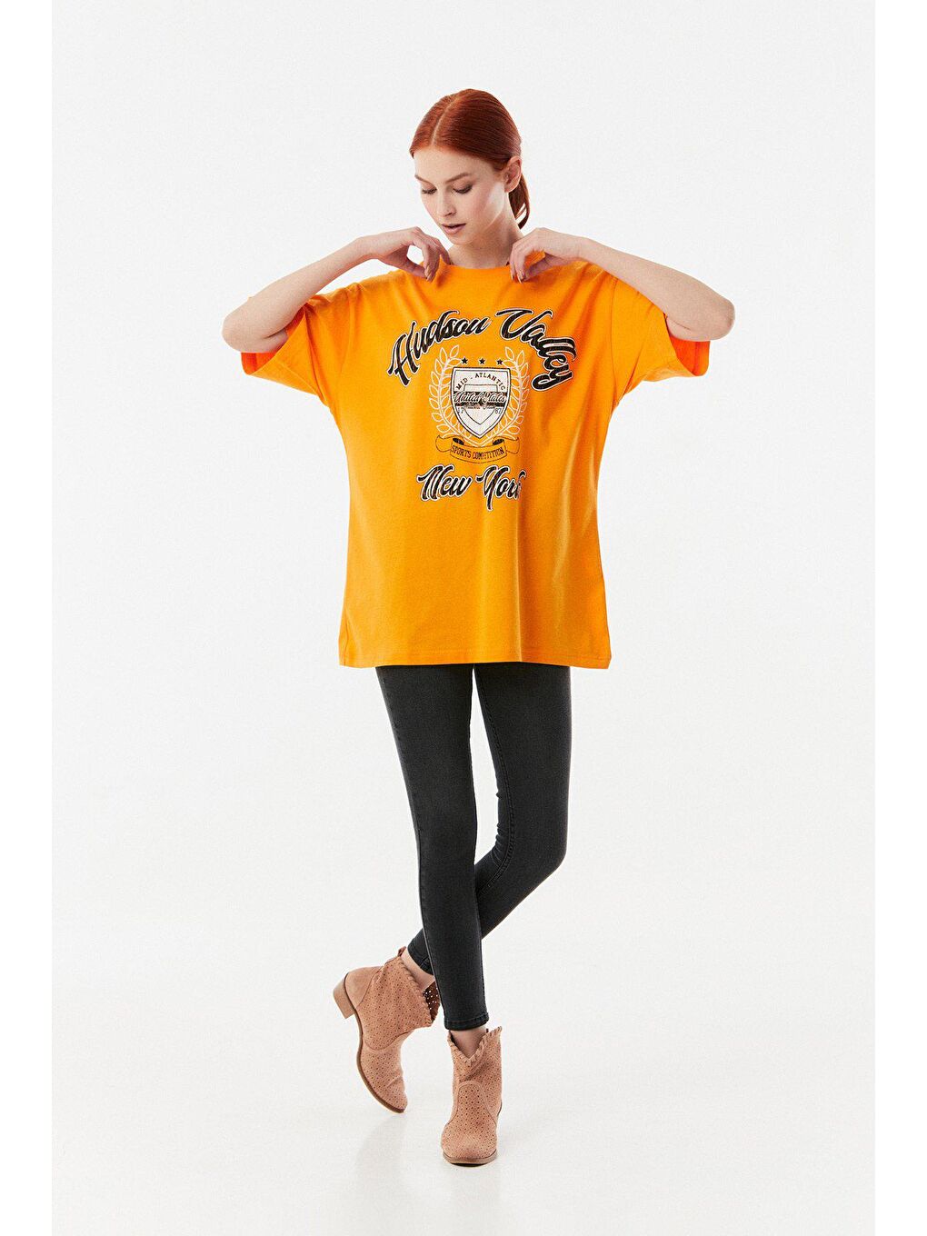 Turuncu Baskılı Bisiklet Yaka Oversize Tişört