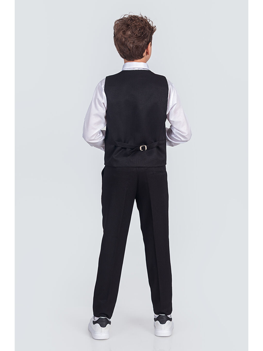 Siyah Erkek Çocuk Takım Elbise Papyonlu Yelekli Takım Elbise TE.9999-5