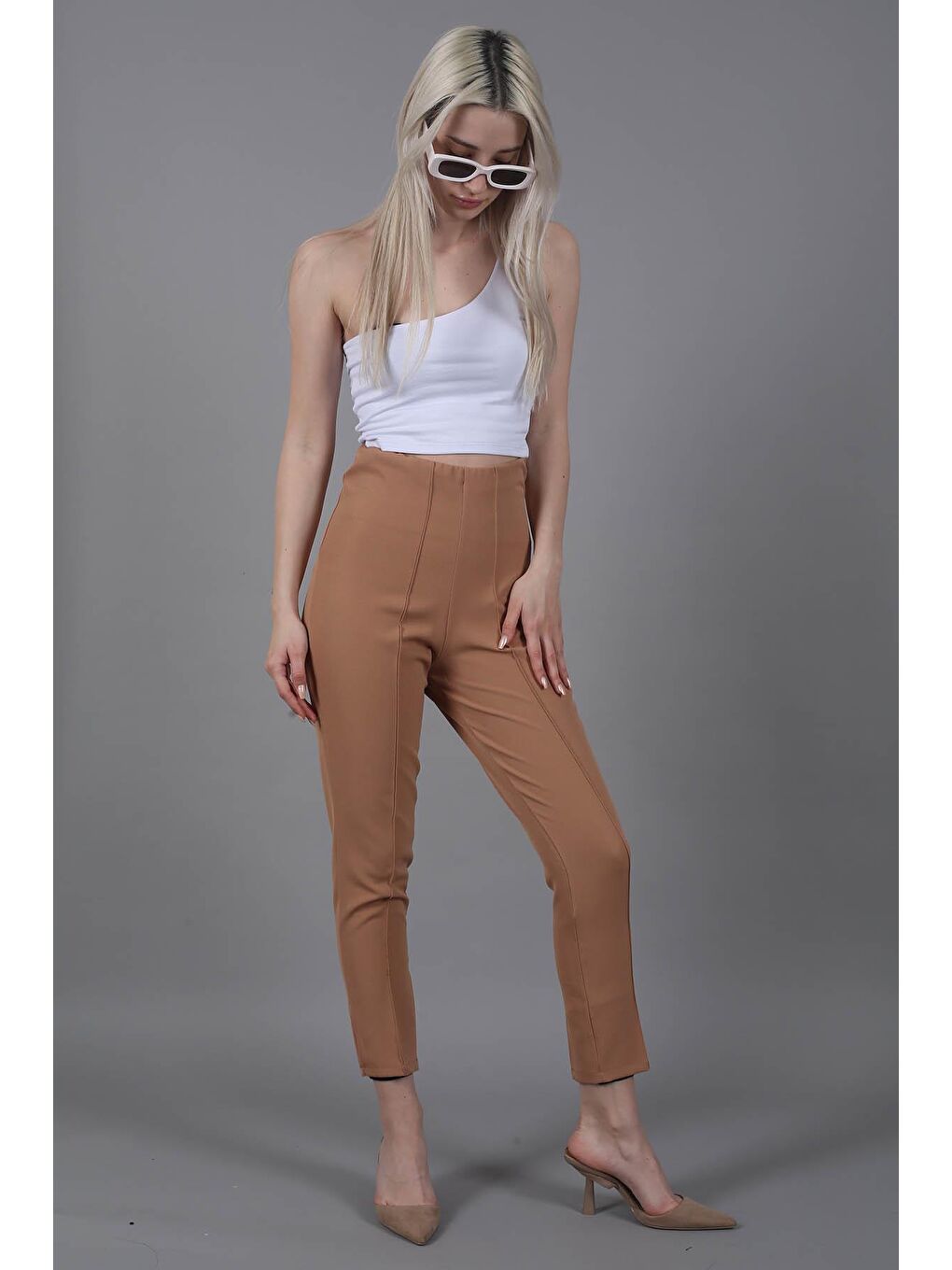 Bej Camel Beli Lastikli Boru Paça  Kadın Pantolon MG1837-2