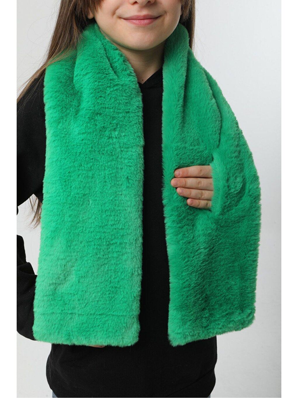 Kız Çocuk Yeşil Pelüş Kaşkol Boyunluk Atkı Byn001-5