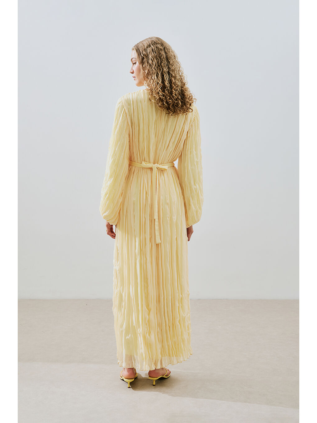 Karışık Piliseli Şifon Elbise Soft Sarı-5