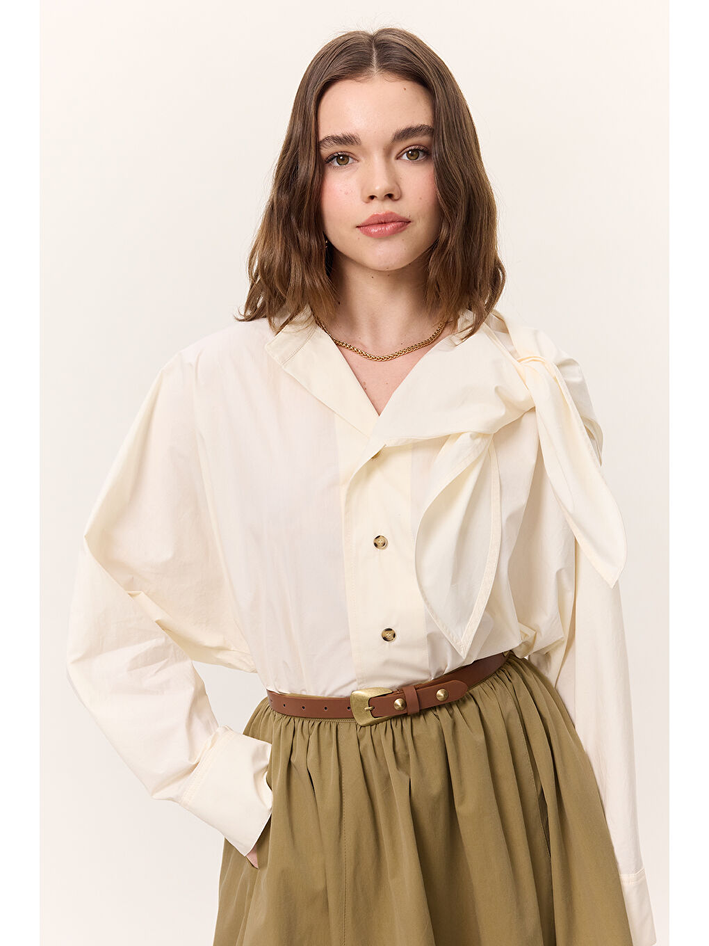 Ekru Bağlamalı Detaylı Tasarım Gömlek Tereyağı-2