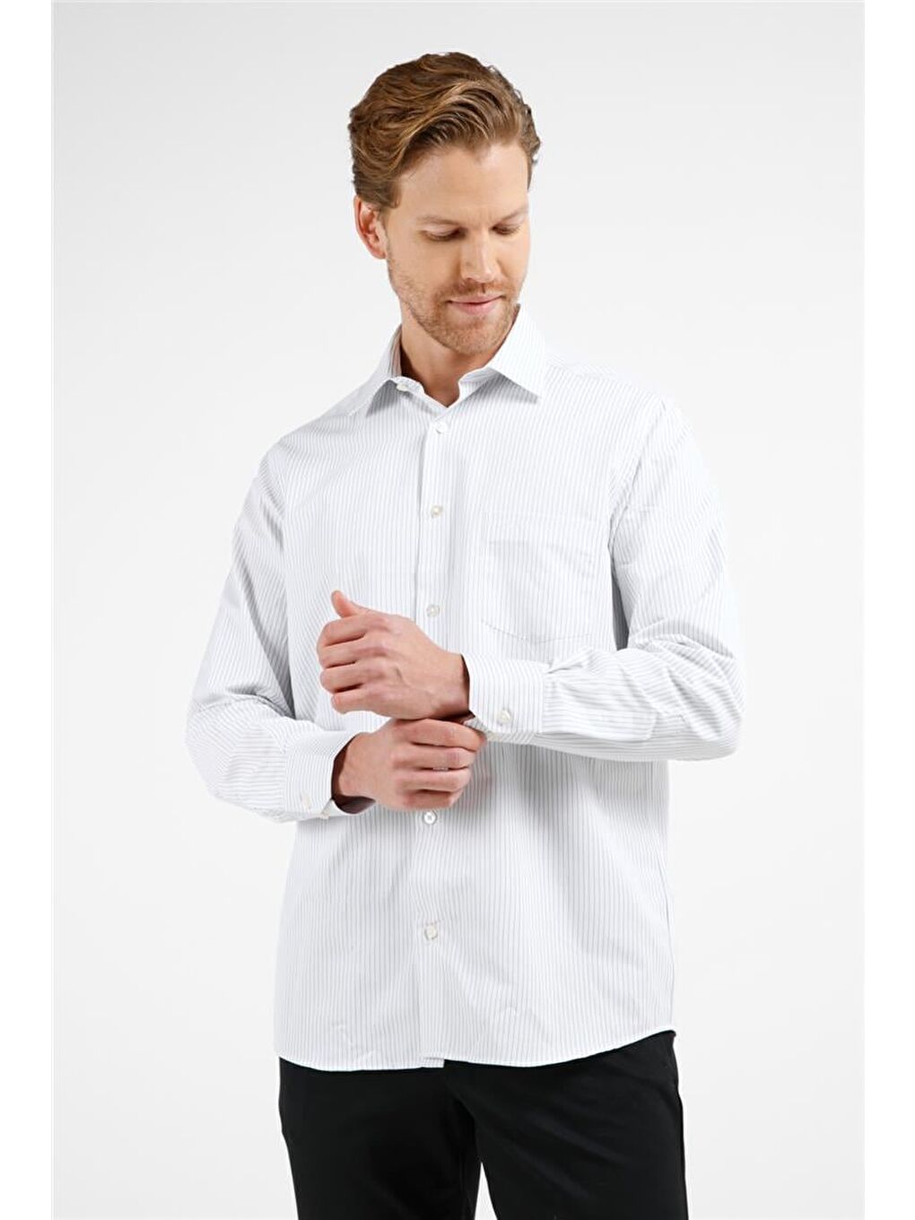 Beyaz - Siyah Çizgili Desen Sert Yaka Uzun Kol Cepli Comfort Fit Pamuklu Gömlek 1004255275-2