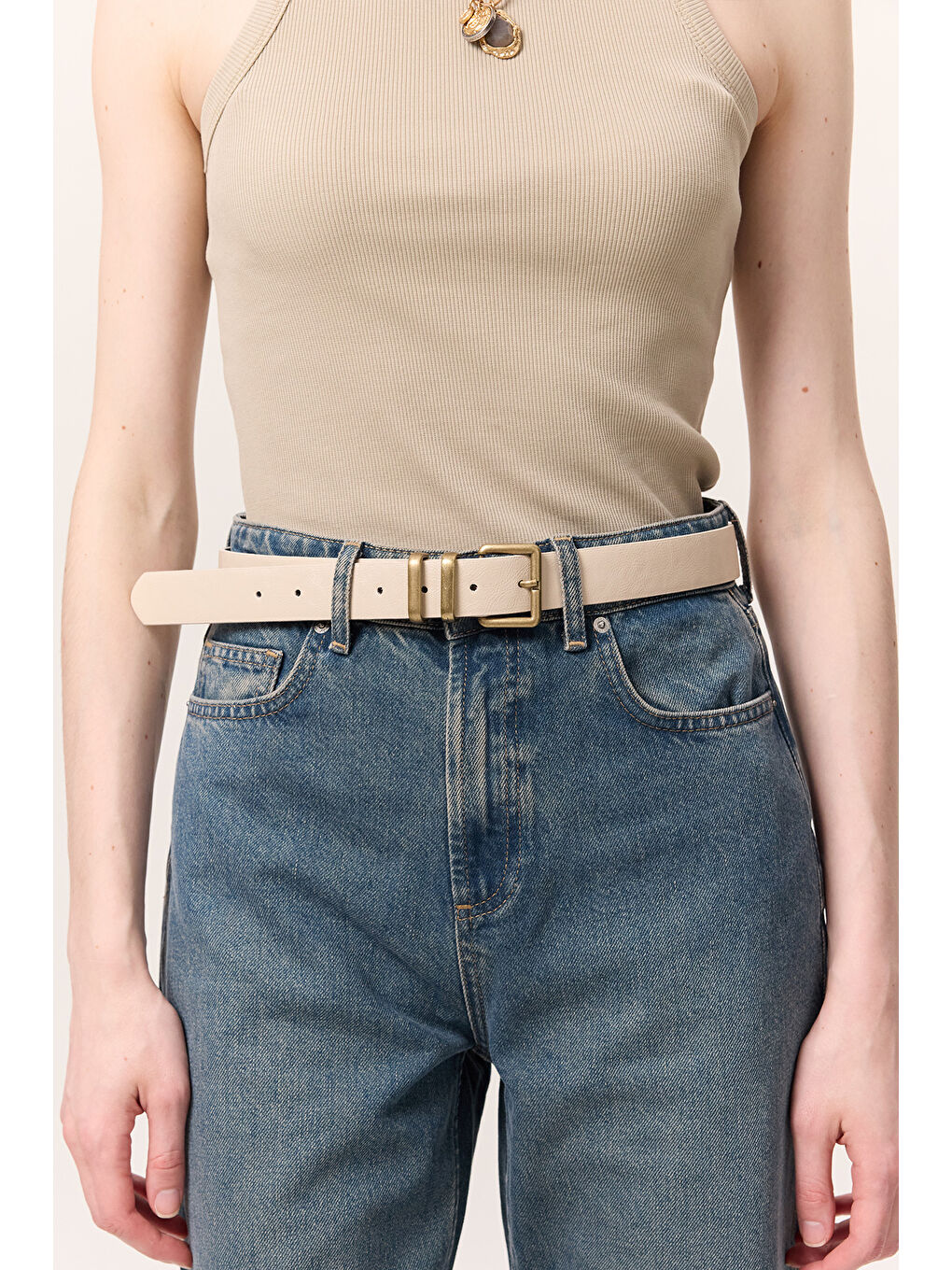 Kare Metal Tokalı Kemer Bej