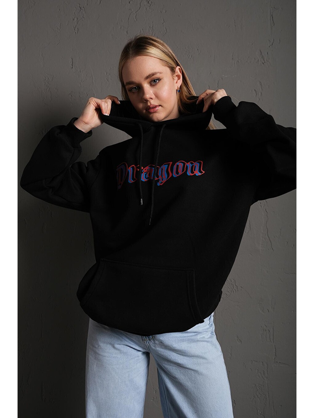 Kadın Siyah Önü Dragon Yazılı Sırt Dragon Baskılı Kapüşonlu Oversize Sweatshirt-4