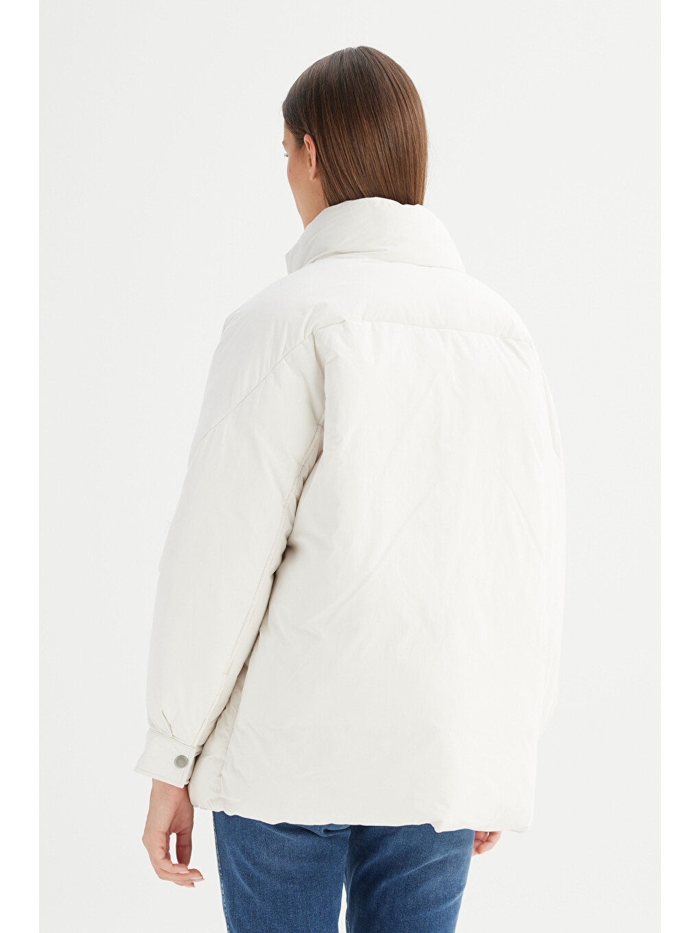 Relaxed Fit Dik Yaka Kapitone Detaylı Ekru İnce Mont-4