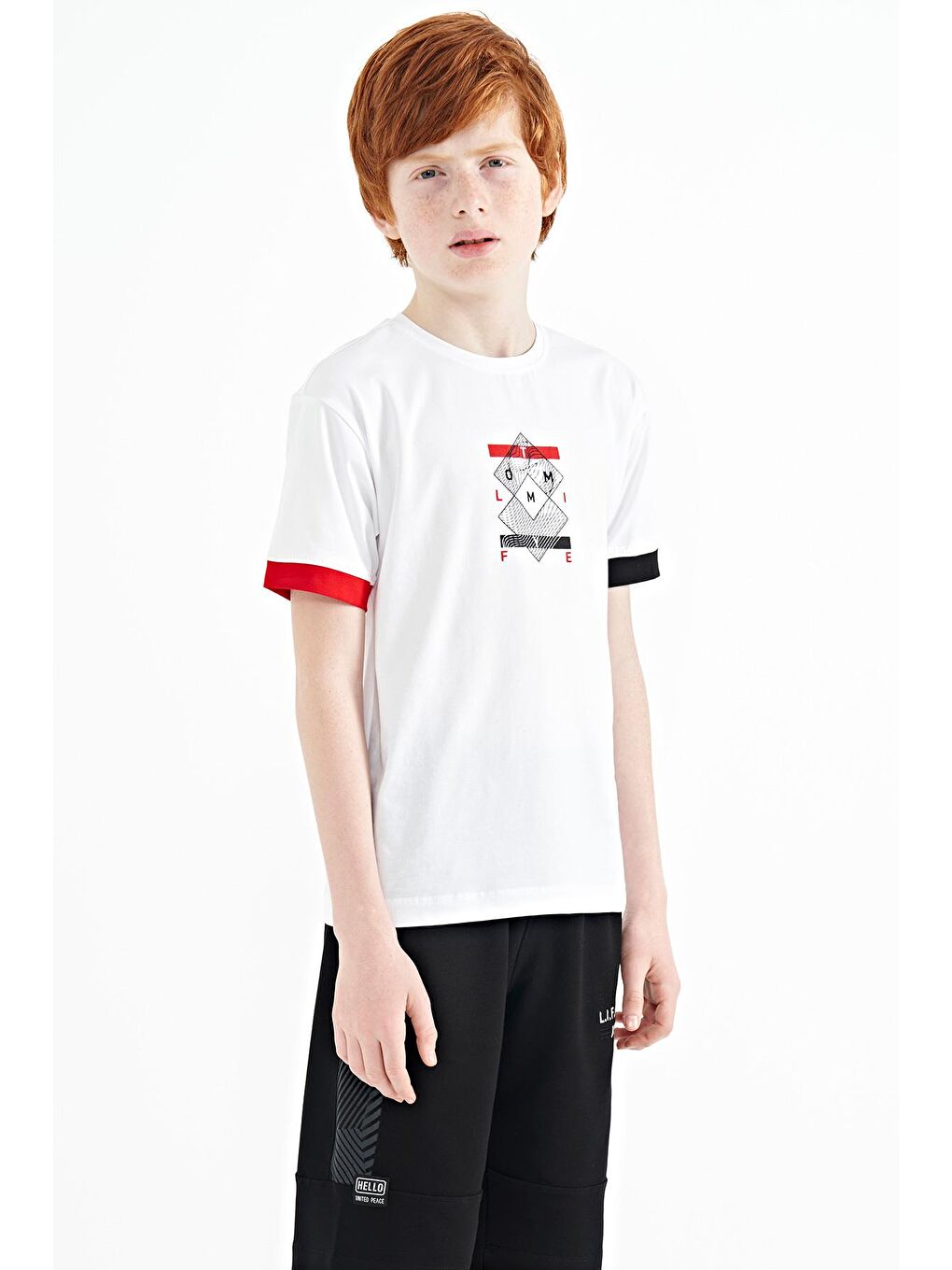 TOMMYLIFE Beyaz Kol Ucu Renkli Detaylı Baskılı Oversize  Erkek Çocuk T-Shirt - 11137 - 3