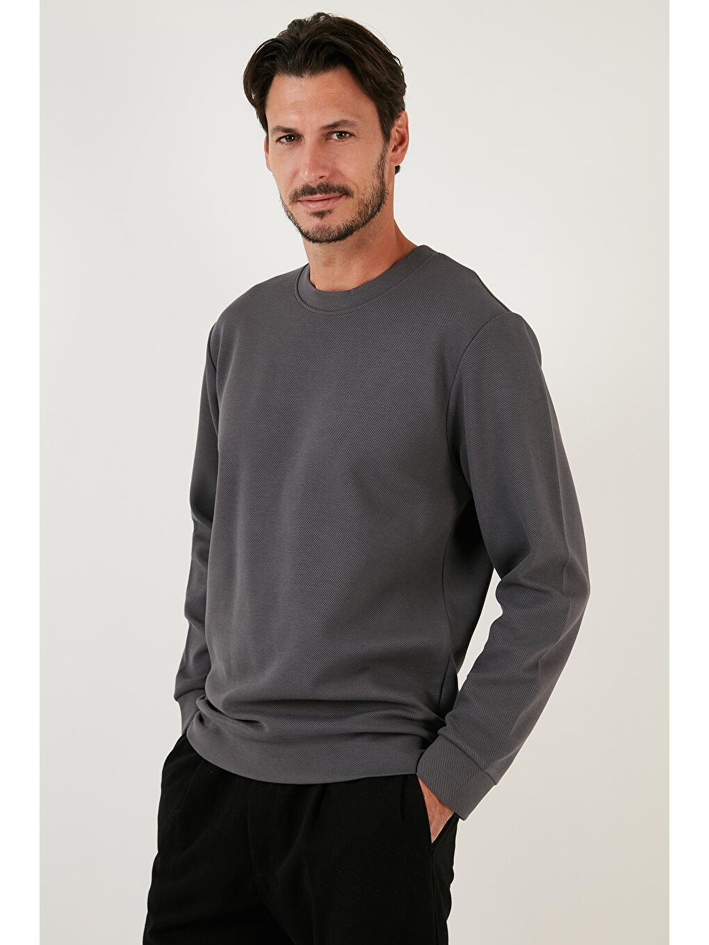 Buratti Antrasit Pamuklu Bisiklet Yaka Regular Fit Basic Erkek Sweatshirt 5905521