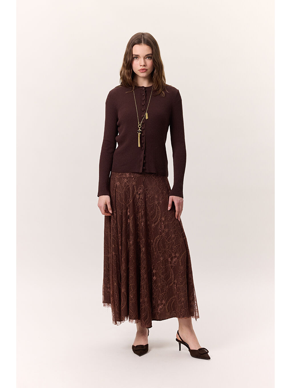 Pembe Dantelli Geniş Etek Kahverengi-3