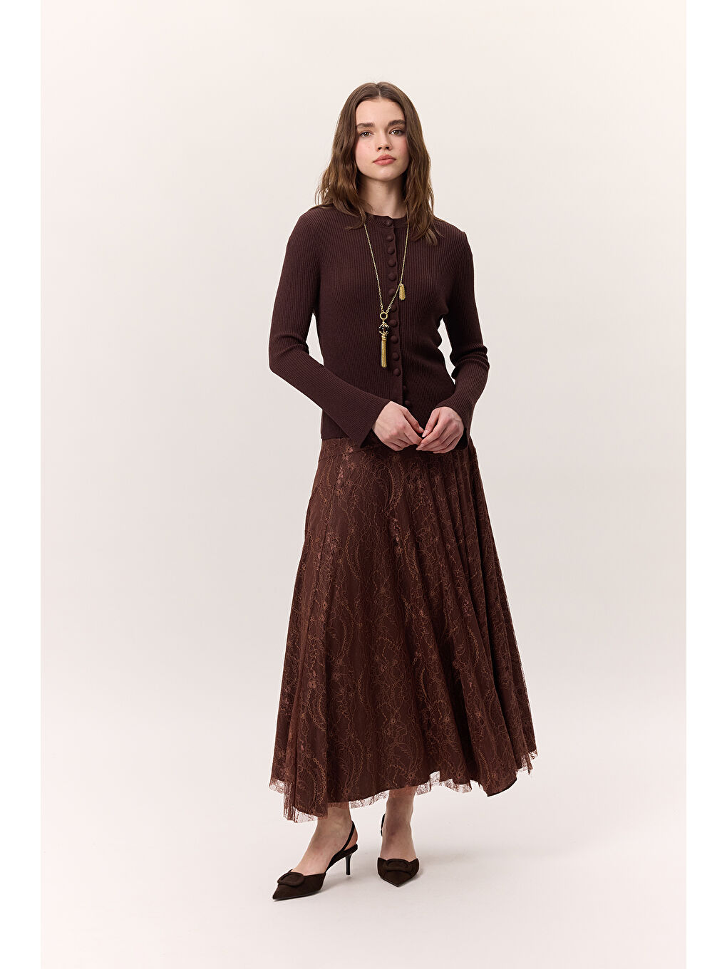 Pembe Dantelli Geniş Etek Kahverengi-4