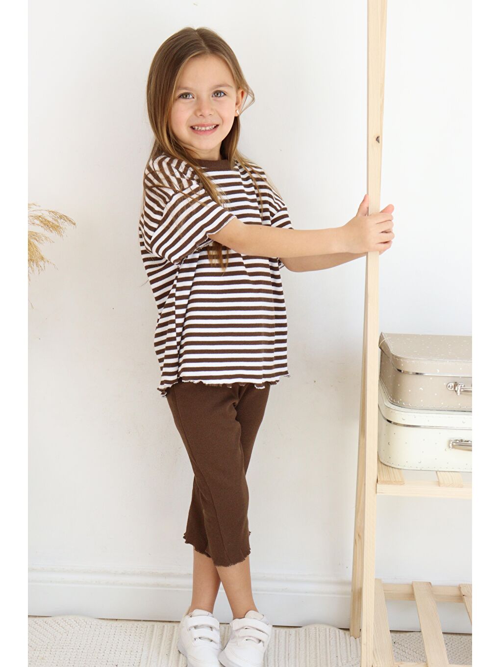 Kahverengi Çizgili Kapri Kız Takım-2