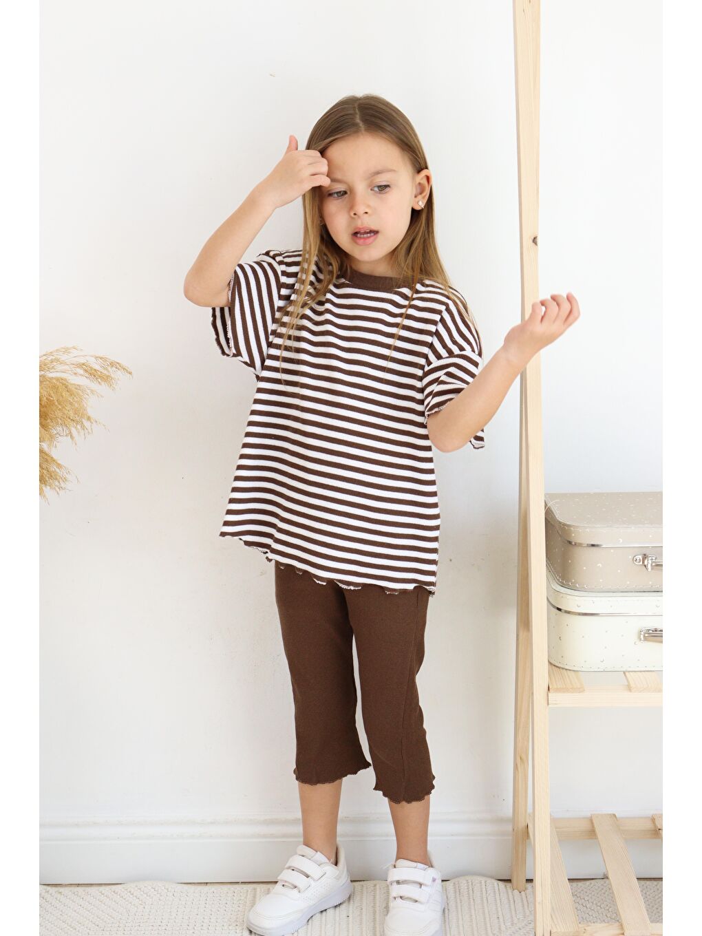 Kahverengi Çizgili Kapri Kız Takım-4