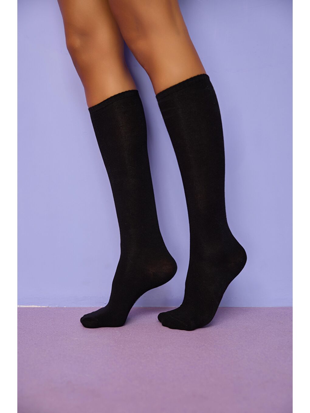 Kadın Siyah Renkli  Famliy Basic Dizaltı Çorap-1