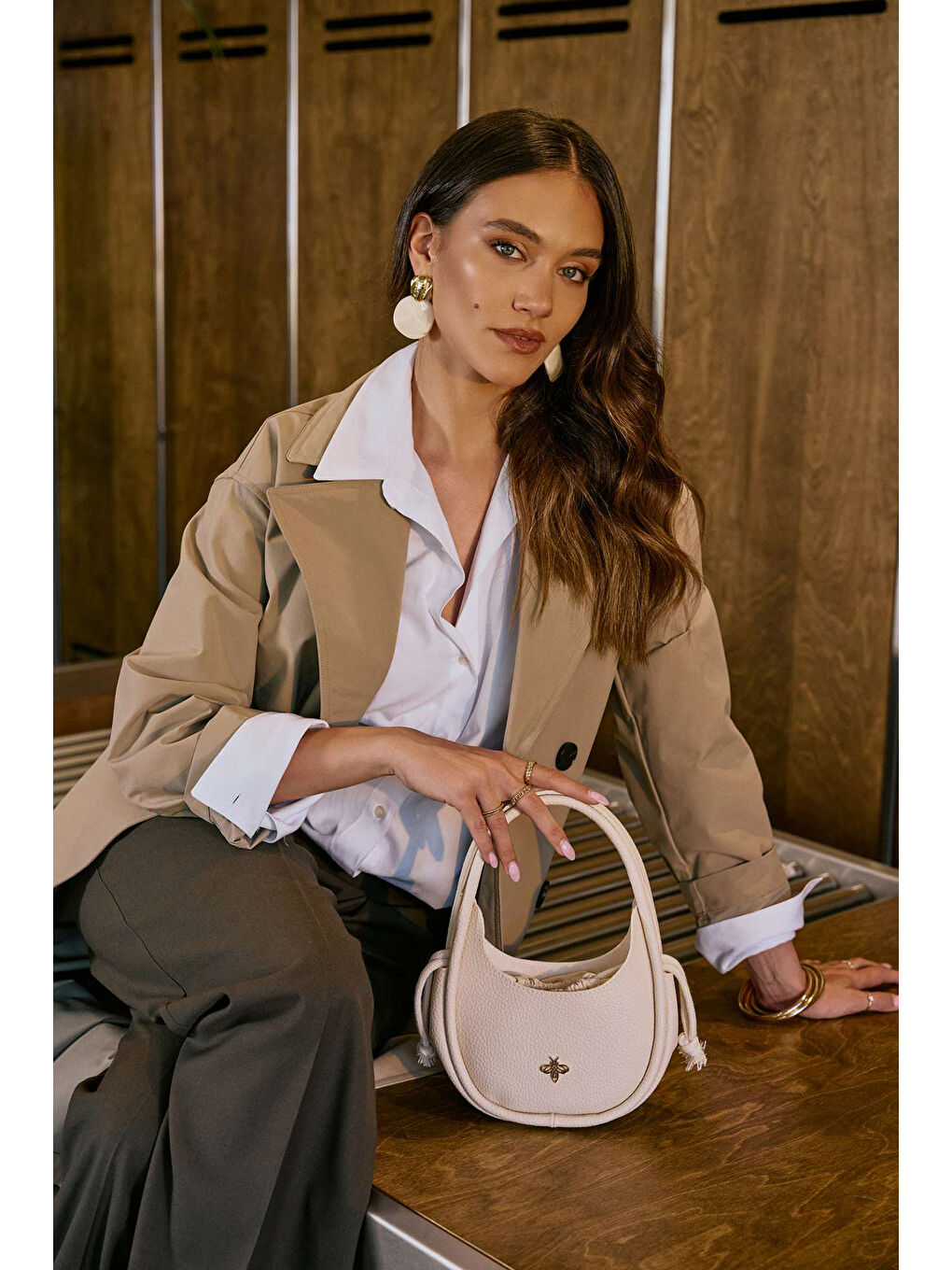 Ekru Kadın Çapraz Askılı El ve Omuz Çantası-1