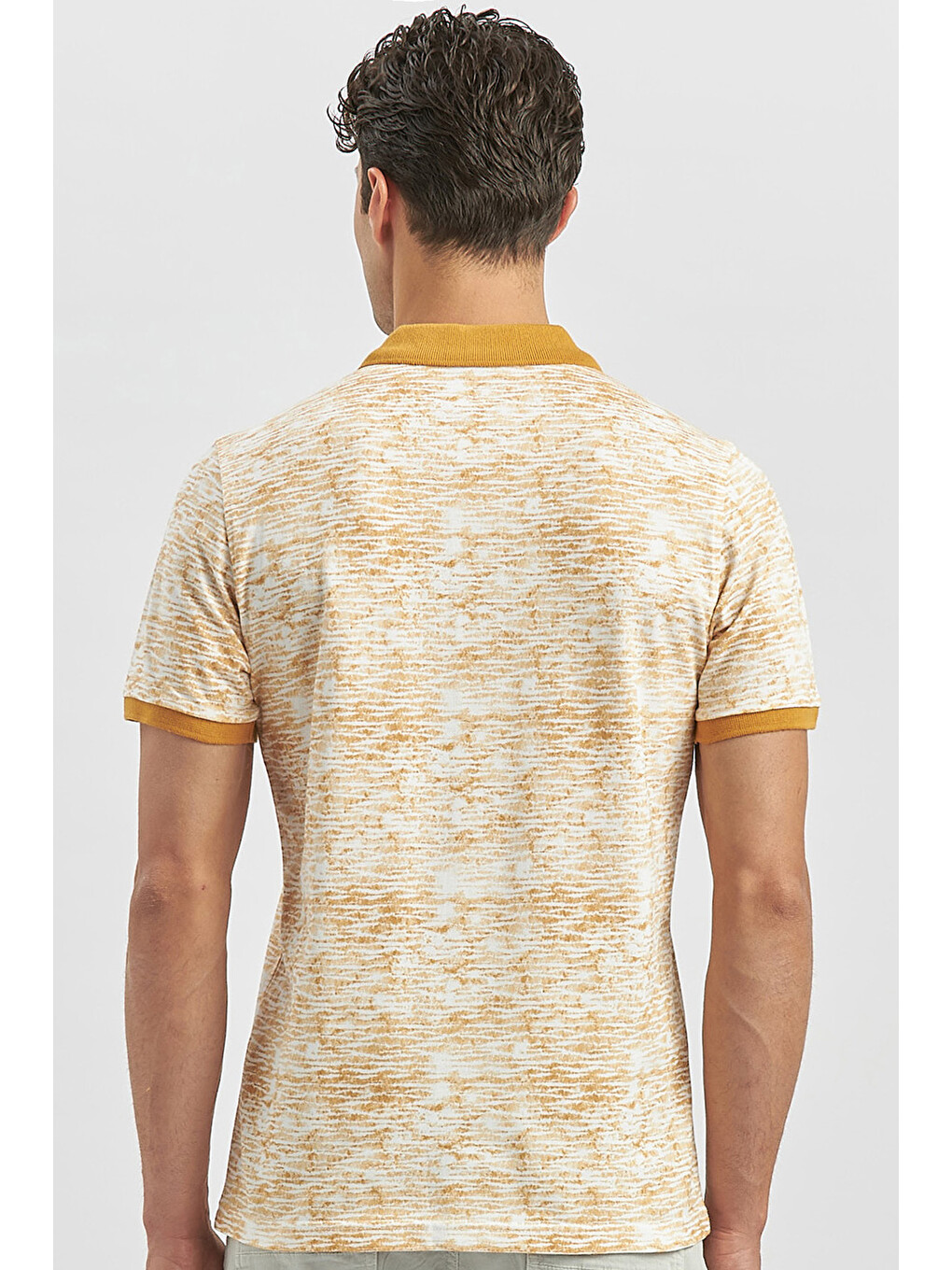 Sarı Hardal Baskılı Pike Polo Yaka Garnili %100 Pamuk Casual Slim Fit Dar Kesim Tişört 1011240157-5