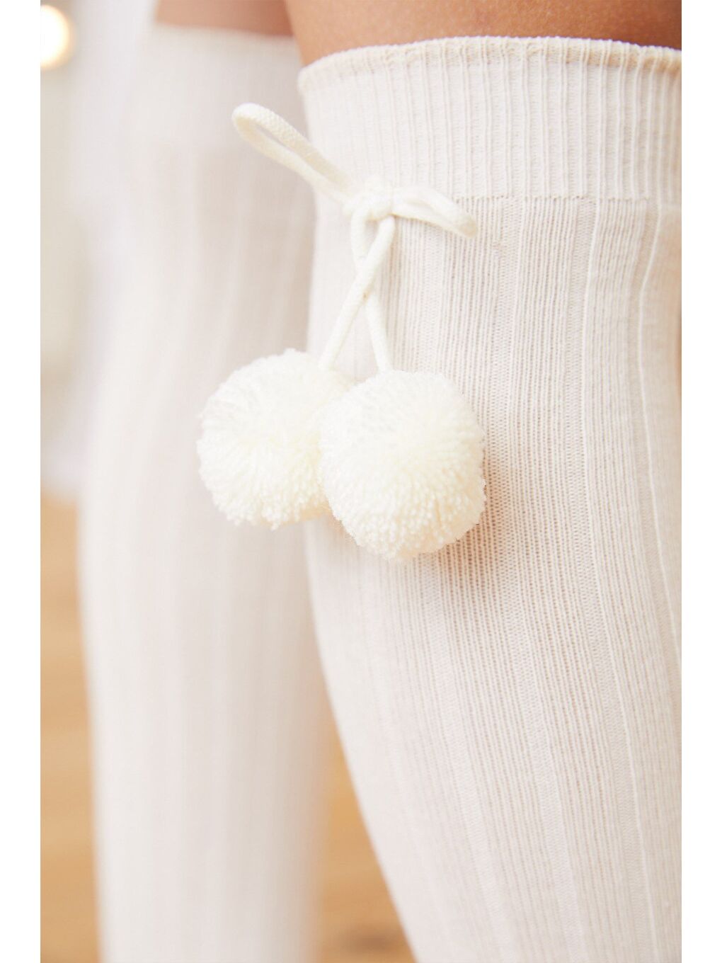 Ponpon Kız Çocuk Dizüstü Çorap Ekru-1