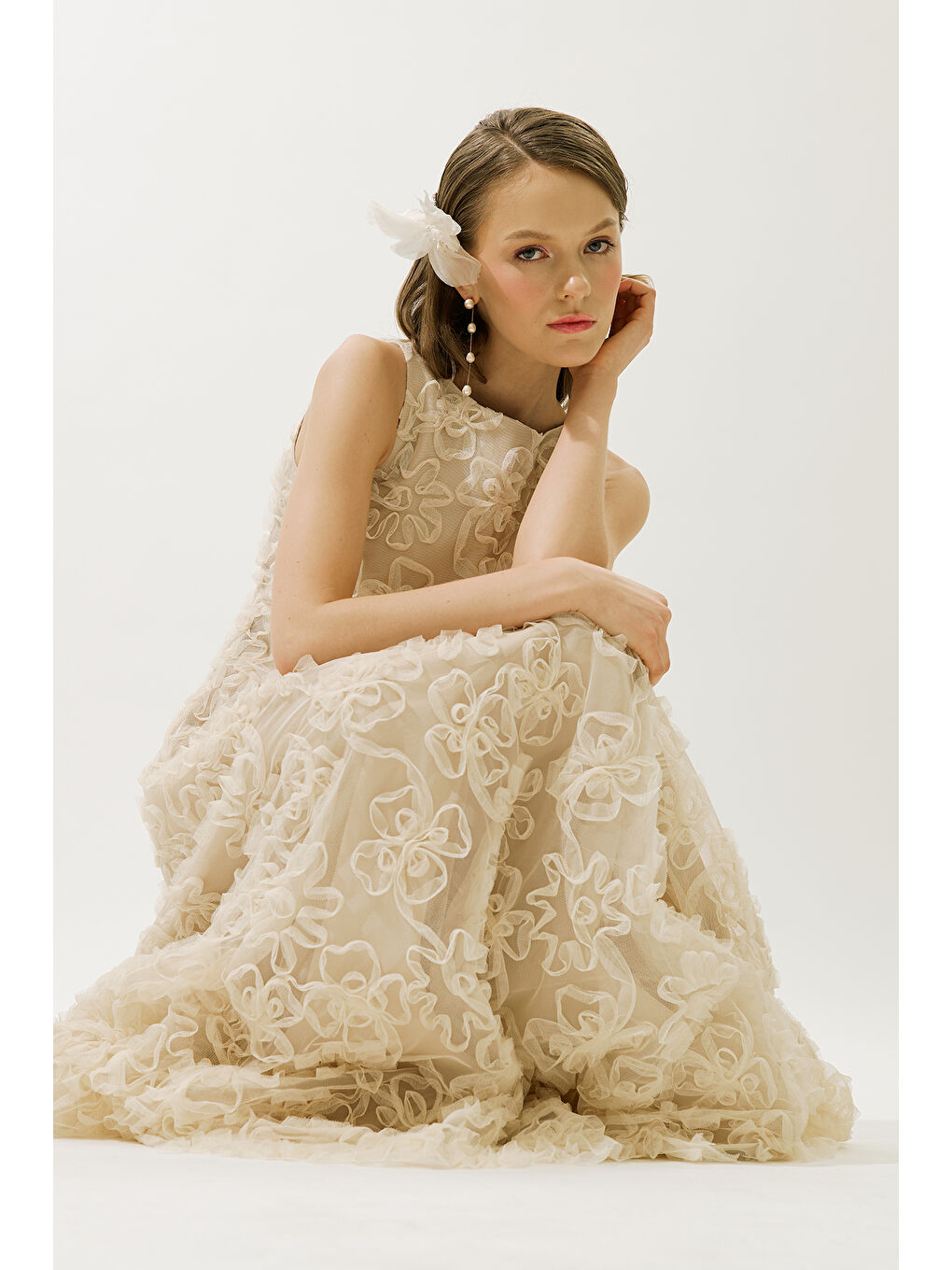 Karışık Kabarık Çiçekli Abiye Elbise İnci