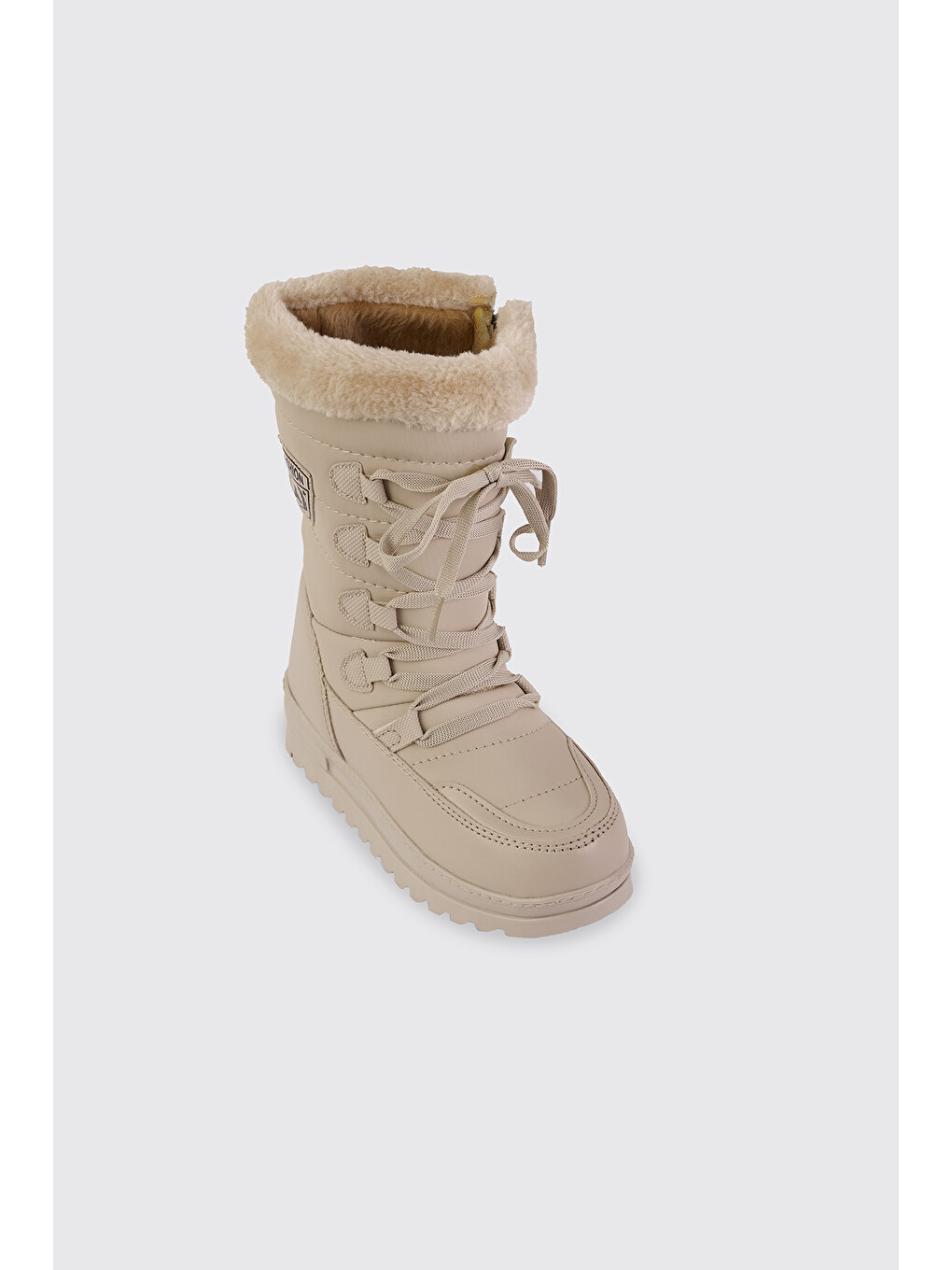 Kız Çocuk Beyaz Bot-1