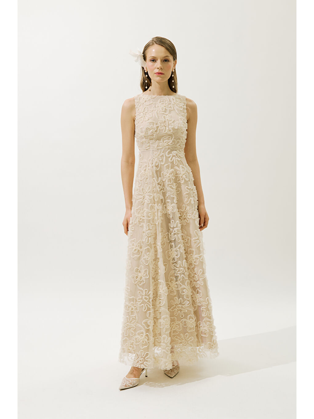 Karışık Kabarık Çiçekli Abiye Elbise İnci-1