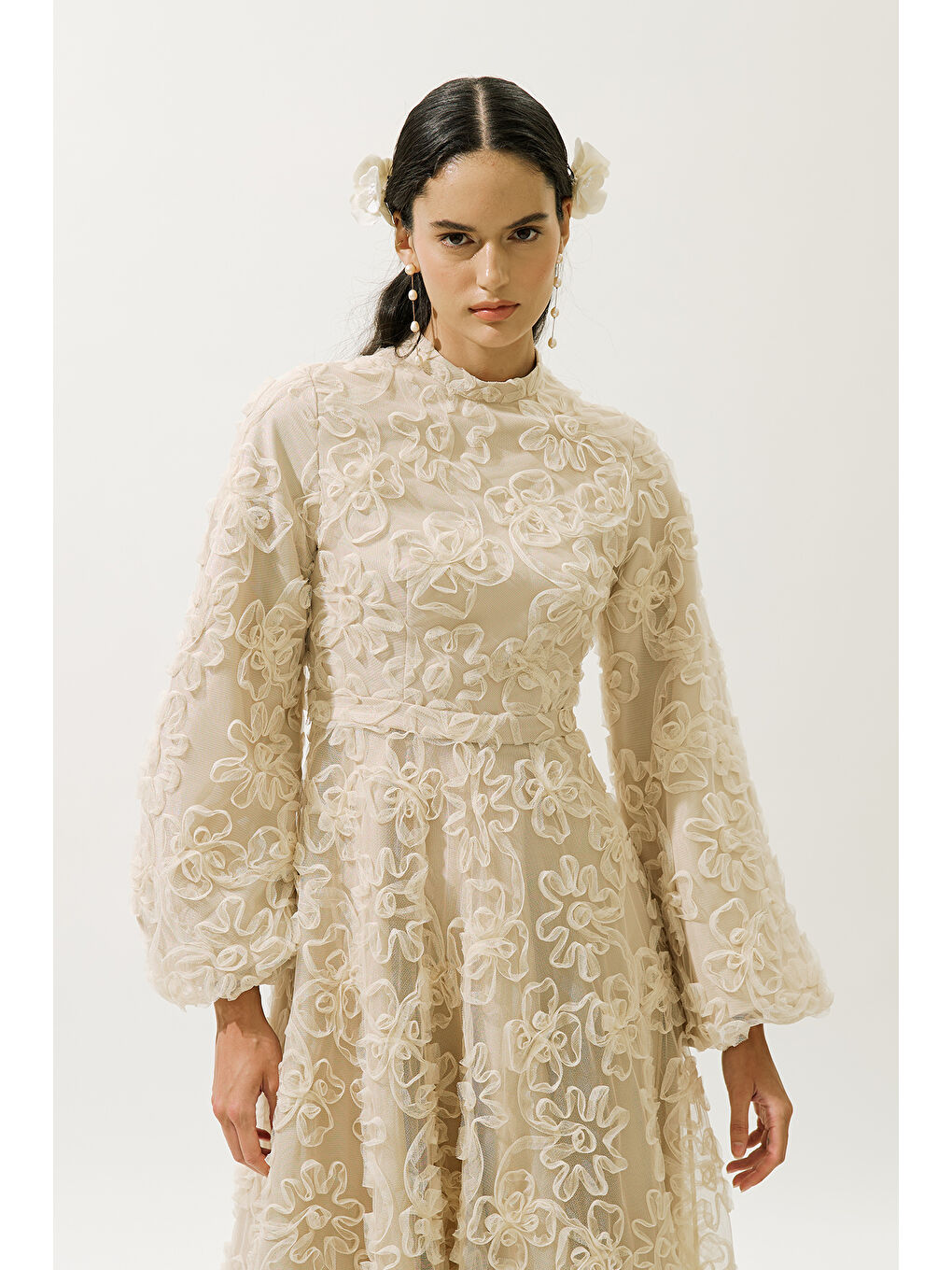 Karışık Kabarık Çiçekli Uzun Kol Abiye Elbise İnci-1