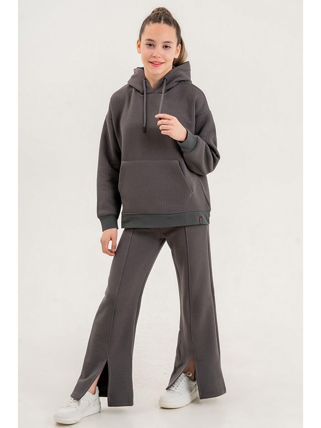 Pembe Kız Çocuk Kapüşonlu Yırtmaç Paça Detaylı Waffle Kumaş Eşofman Takımı-6