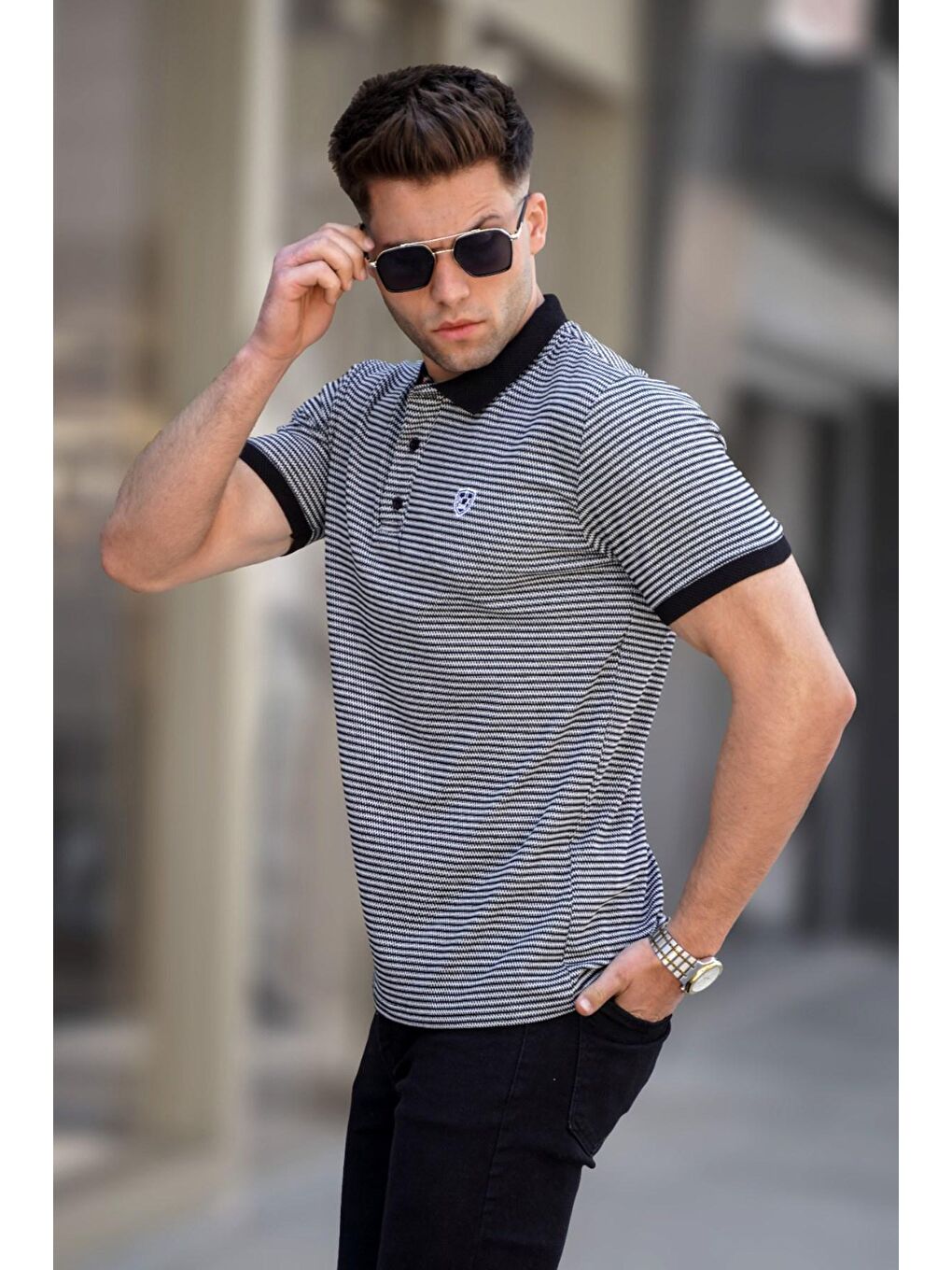 Siyah Çizgili Polo Yaka Tişört 5881