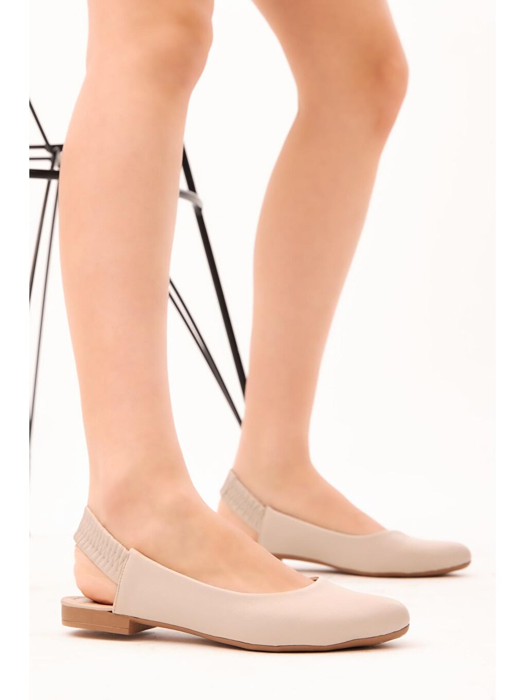 Kadın Bej Arkası Lastikli Babet