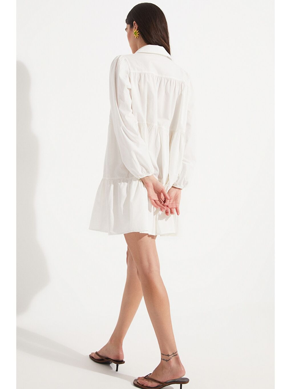 Beyaz Volan Detaylı Poplin Gömlek Elbise-3