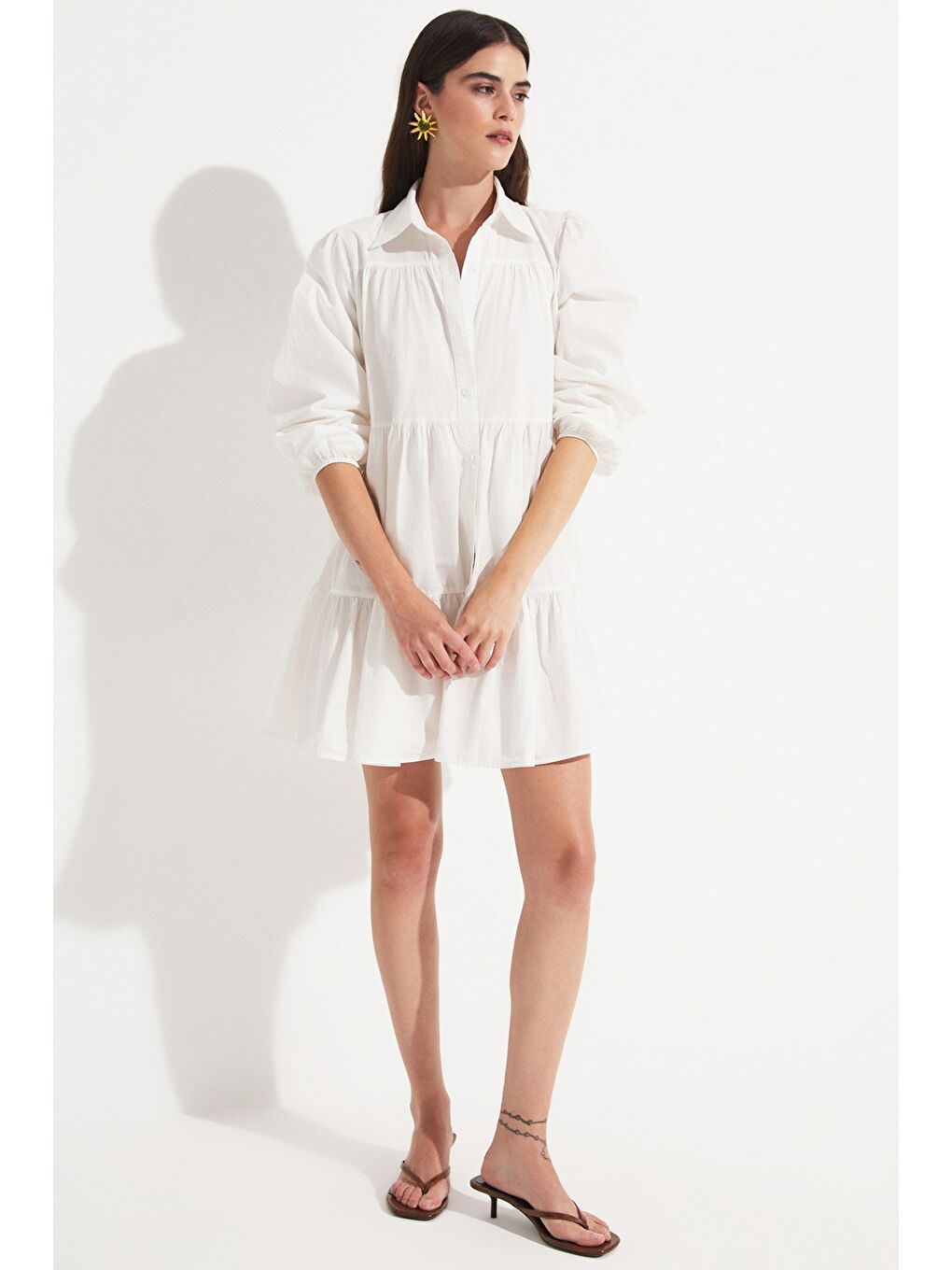 Beyaz Volan Detaylı Poplin Gömlek Elbise-4