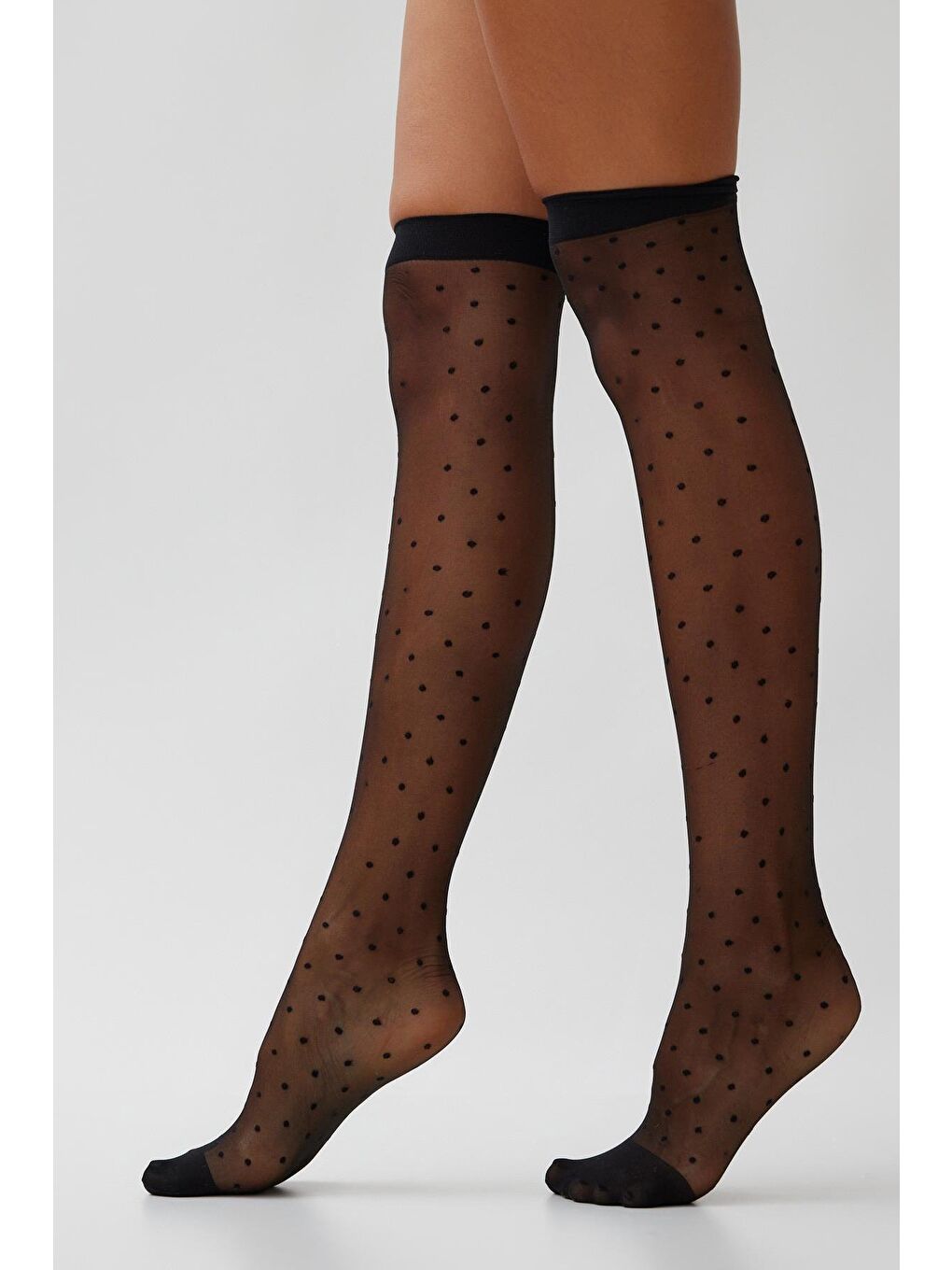 Kadın Puantiyeli Dizaltı Çorap Siyah