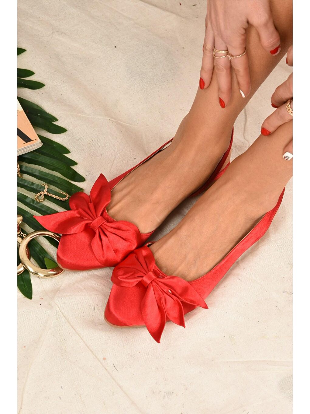 Fox Shoes Kirmizi Kırmızı Saten Kumaş Kadın Babet H726809004