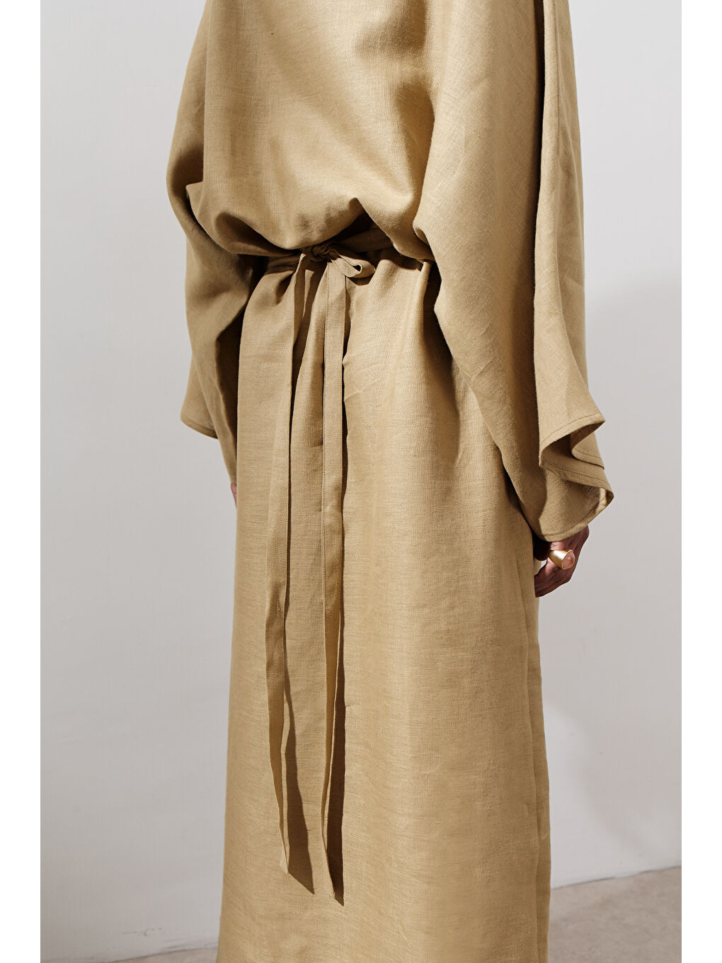 Sarı Keten Geniş Bağlamalı Elbise Köri-6