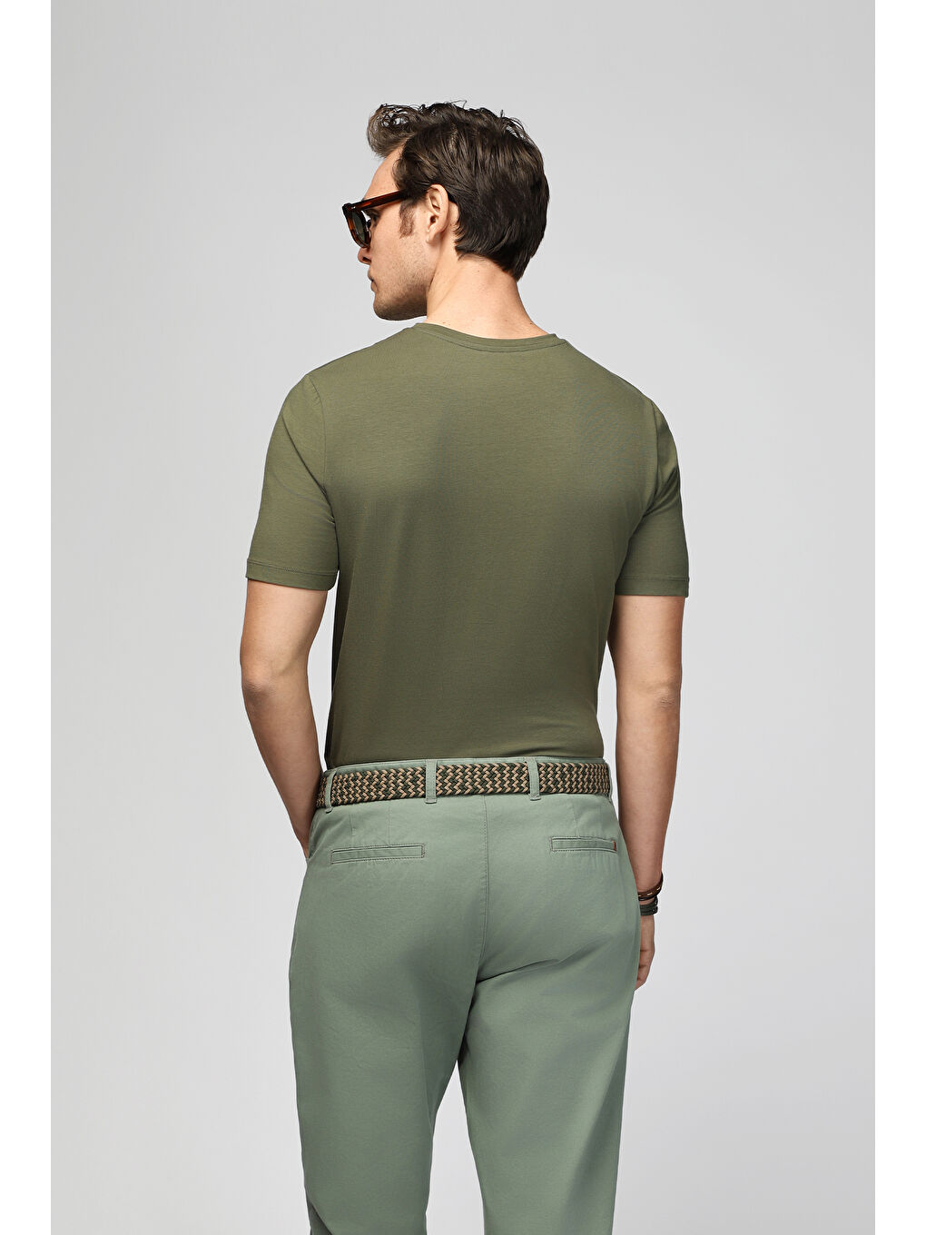 Haki Bisiklet Yaka Slim Fit Dar Kesim Pamuklu Tişört-3