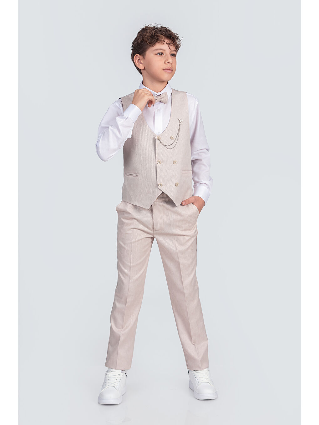 Bej Erkek Çocuk Takım Elbise Papyonlu Yelekli Takım Elbise TE.9999-2