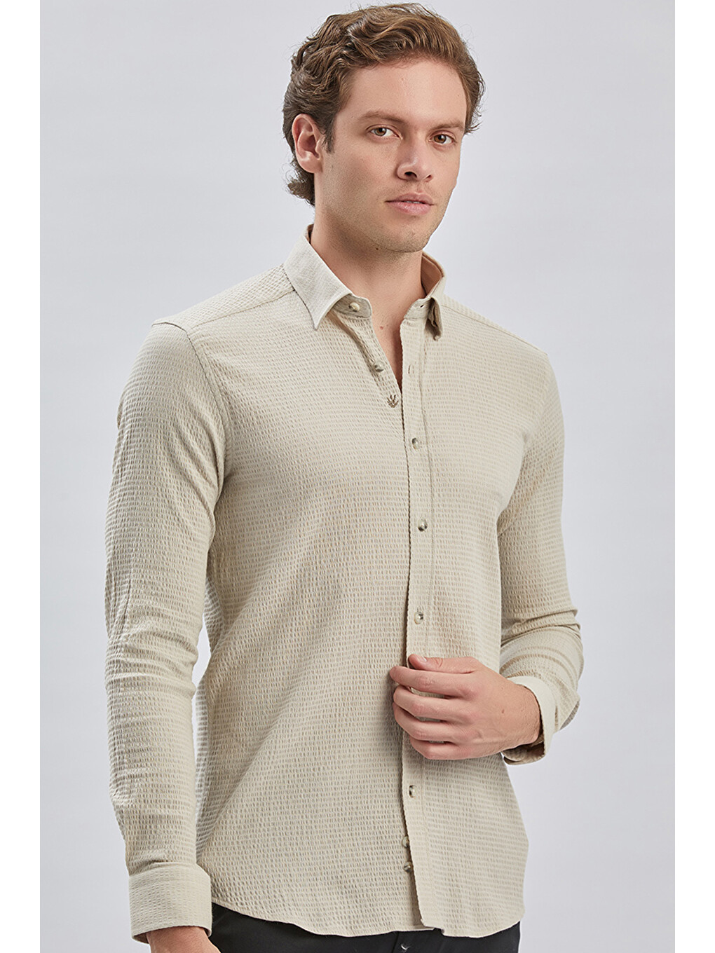 Bej Uzun Kollu Biritli Yaka Biyeli Pamuklu Elastanlı Casual Slim Fit Dar Kesim Gömlek 1004240232-3