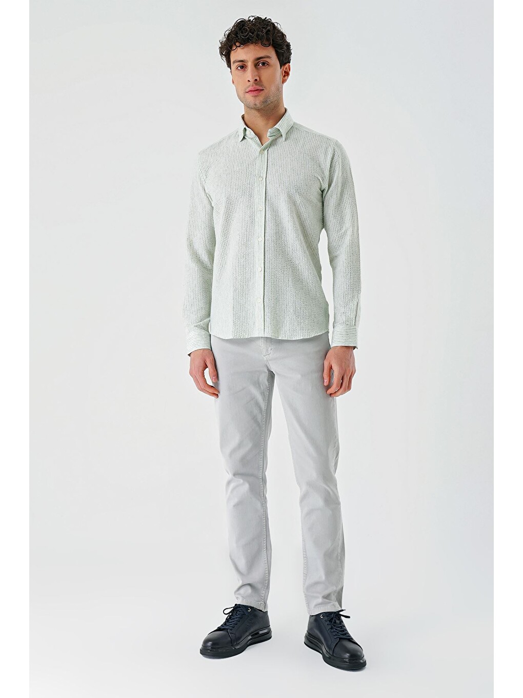Koyu Yeşil Uzun Kollu Biritli Yaka Pamuklu Elastanlı Casual Slim Fit Gömlek 1004240233-3