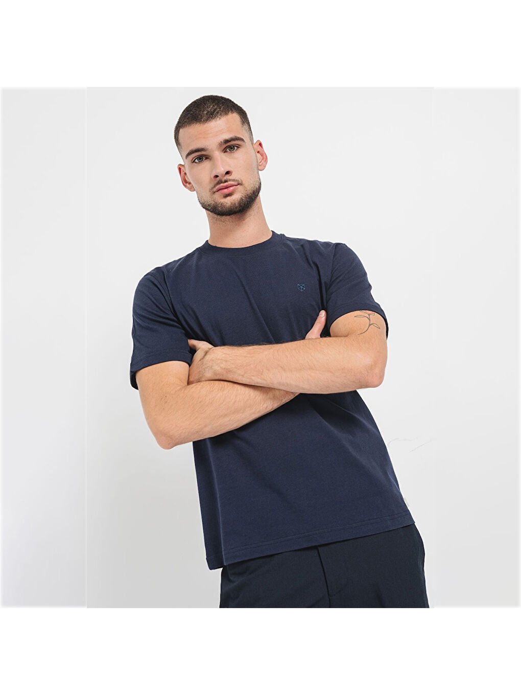 Logan Crew Neck Erkek Lacivert Yuvarlak Yaka Spor Tişört-2