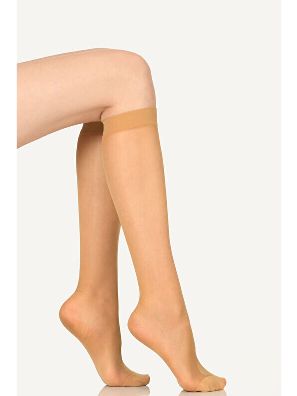 Bej Sahra Süper İnce 15 Denye Parlak Diz Altı Pantolon Çorabı